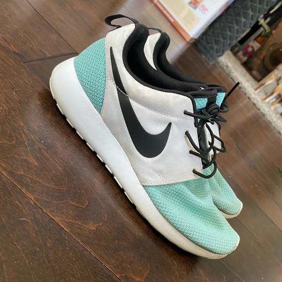 nike id roshe